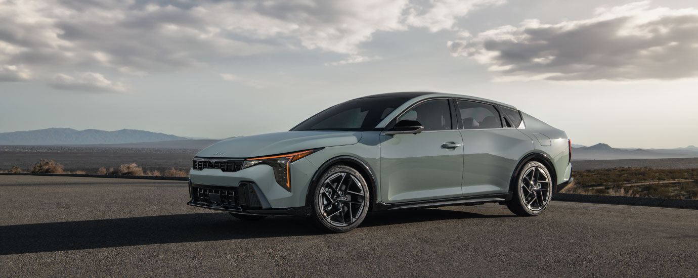 KIA K4 Sedán