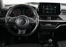 Interior SUZUKI SWIFT HYBRID
