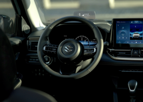 Interior SUZUKI ACROSS HYBRID