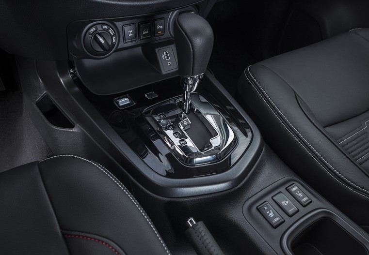 Interior NISSAN FRONTIER